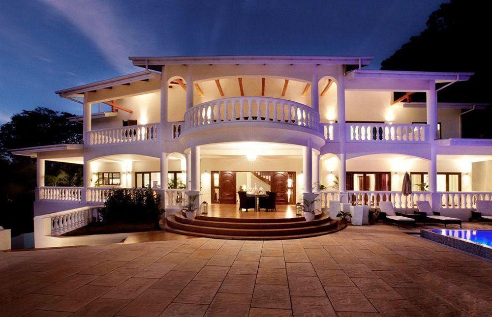 Petit Amour Villa Glacis  Екстериор снимка