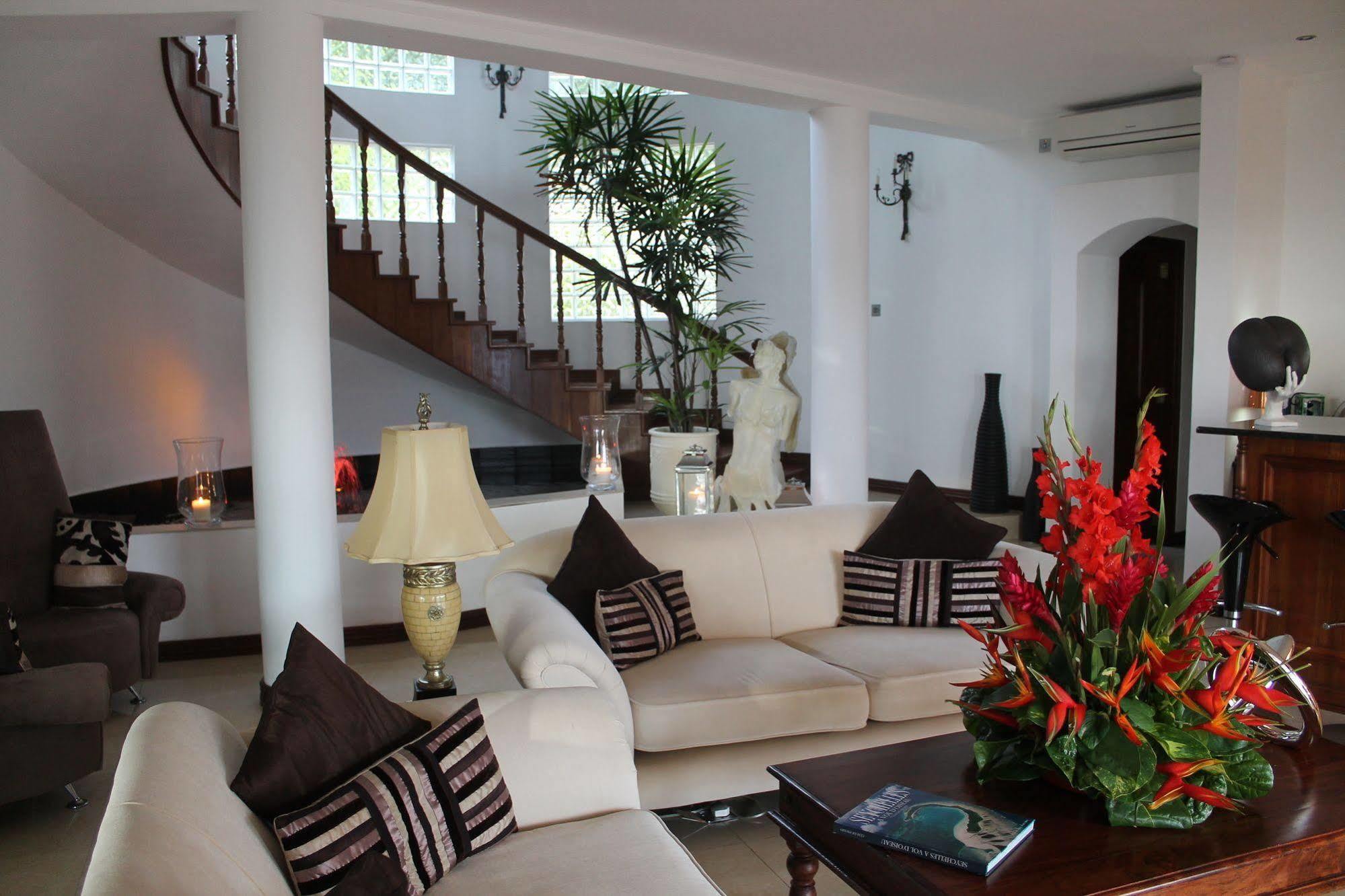 Petit Amour Villa Glacis  Екстериор снимка
